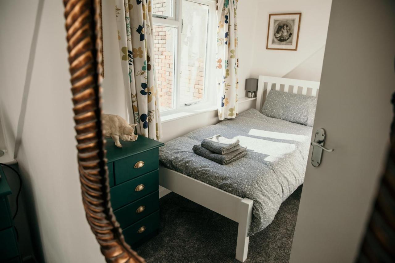 Seatown, Beautiful Townhouse In Central ウェーマス エクステリア 写真